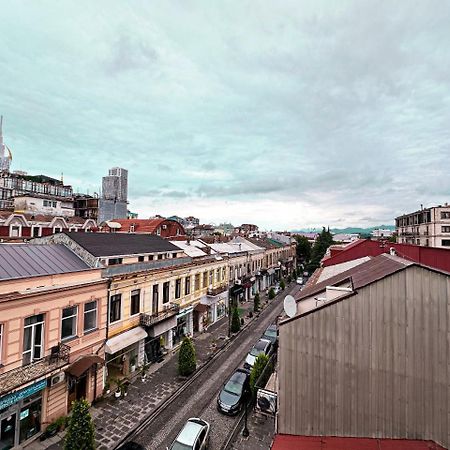 Metrepol Hotel Batoemi Buitenkant foto