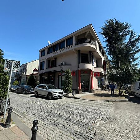 Metrepol Hotel Batoemi Buitenkant foto